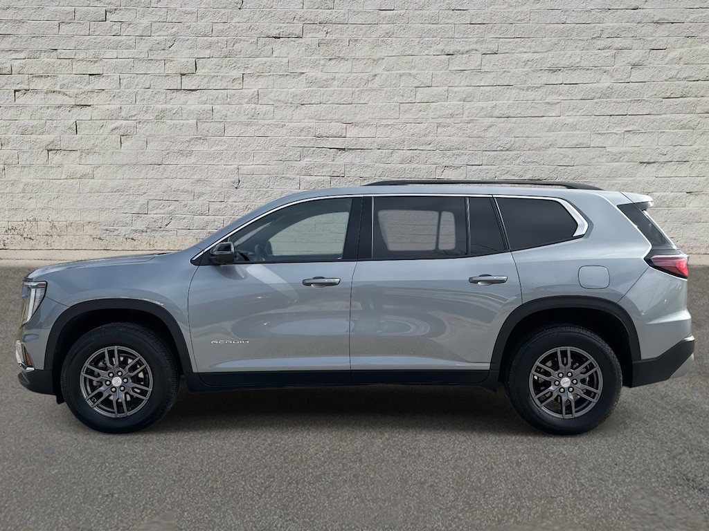 Used 2025 GMC Acadia Elevation SUV