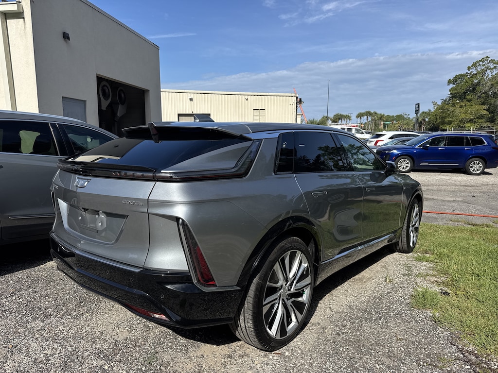 Used 2025 CADILLAC LYRIQ Luxury 3 SUV
