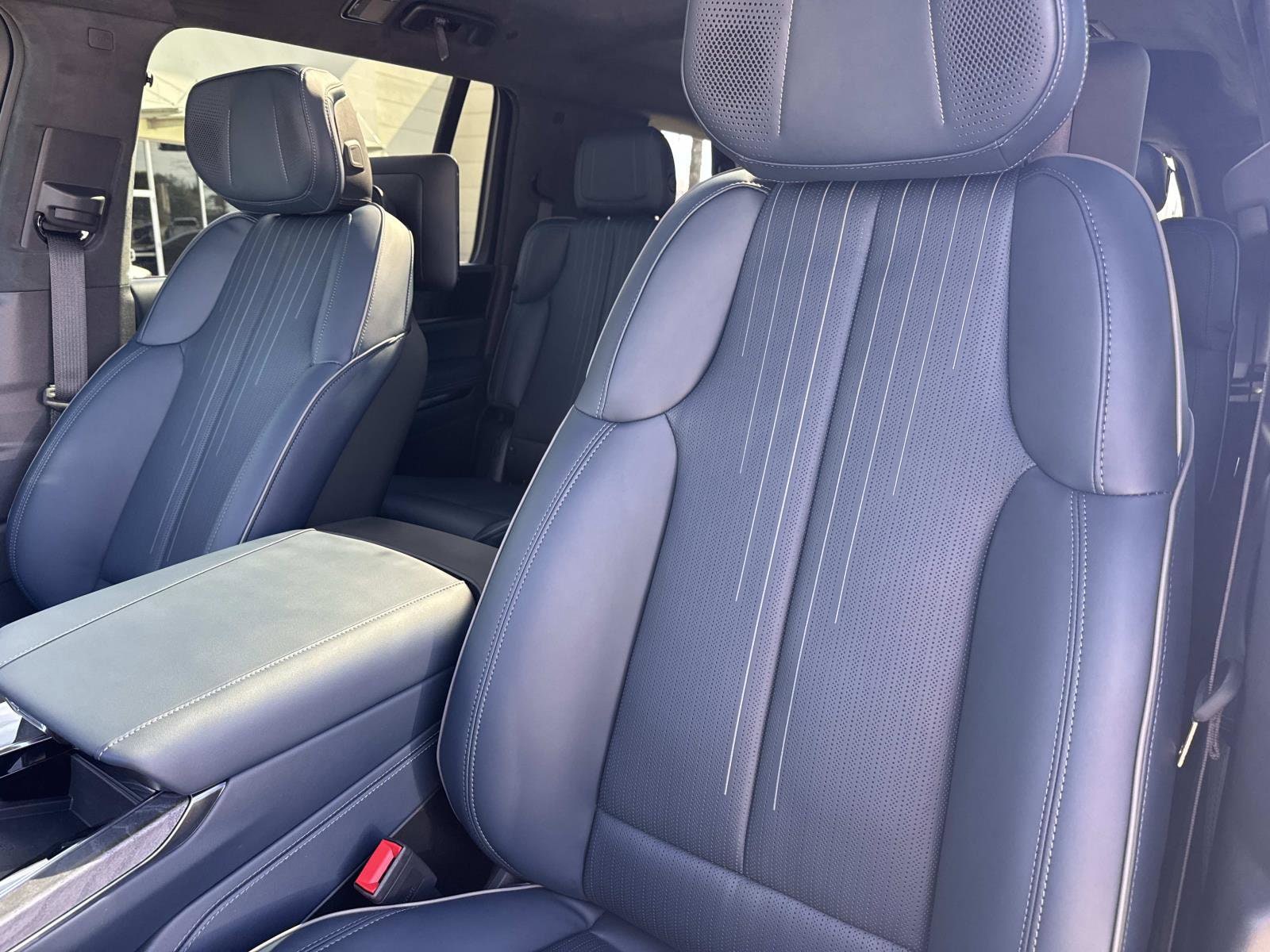 2026 Cadillac Escalade IQL Premium Luxury - Photo 23