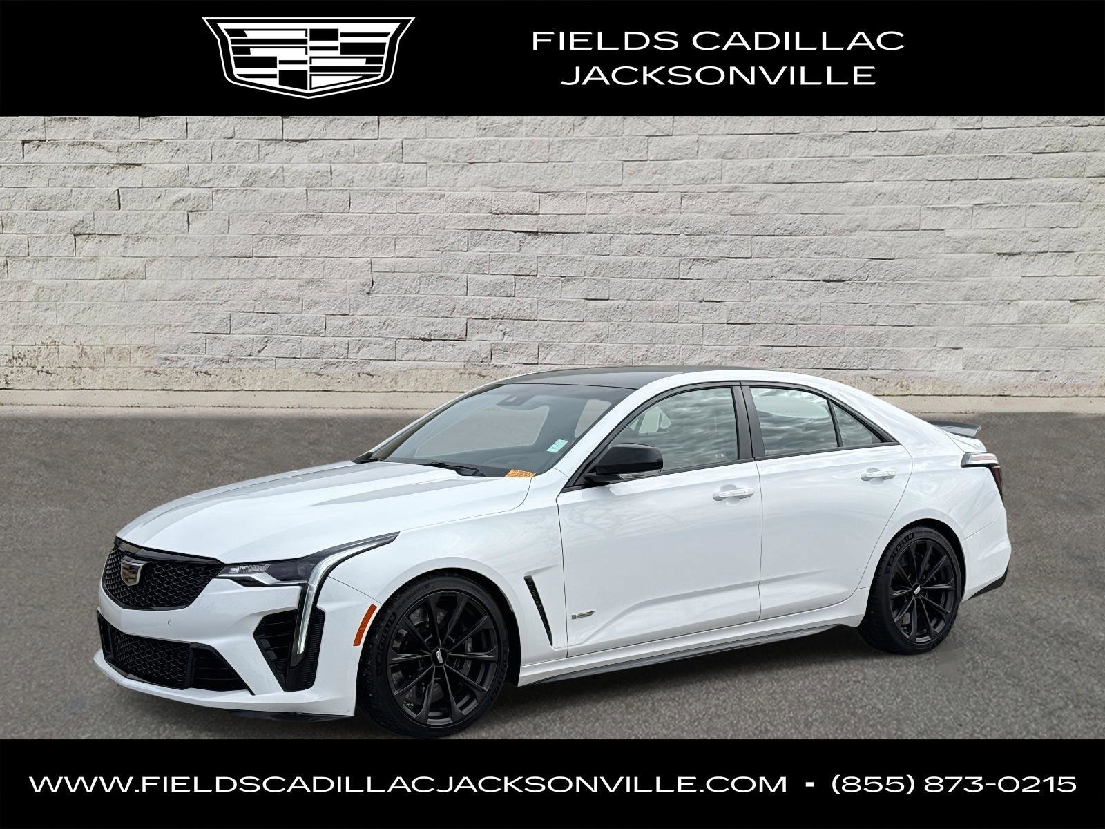 2022 Cadillac CT4 V-Series Blackwing's photo