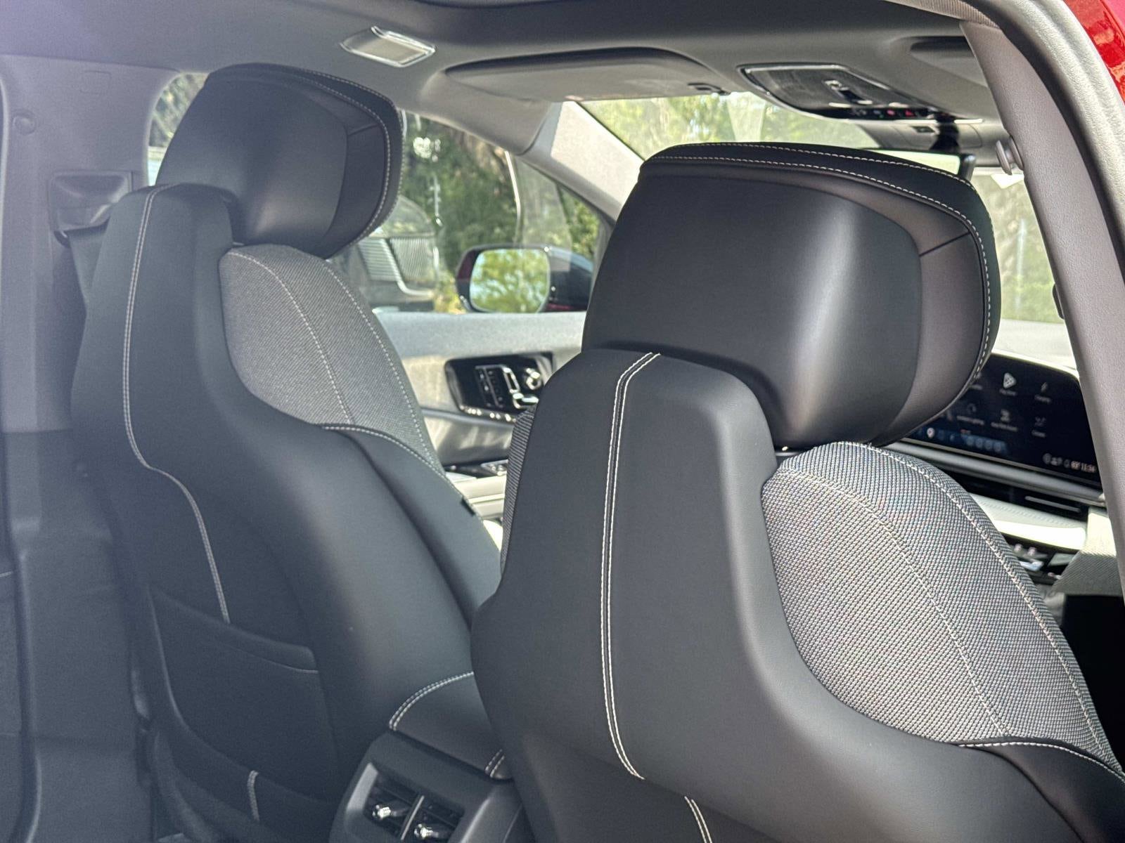 2026 Cadillac OPTIQ Sport - Photo 27