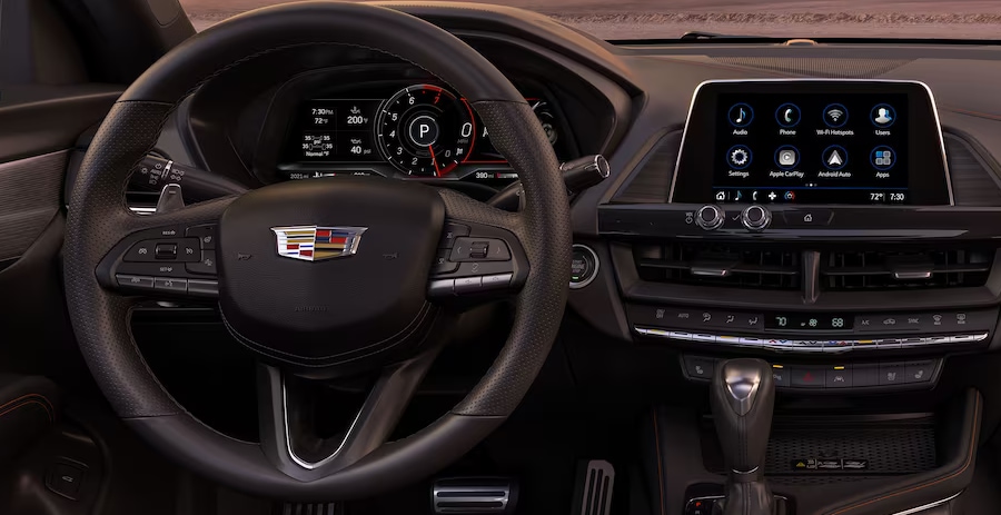 2023-cadillac-ct4-dash-tech.png