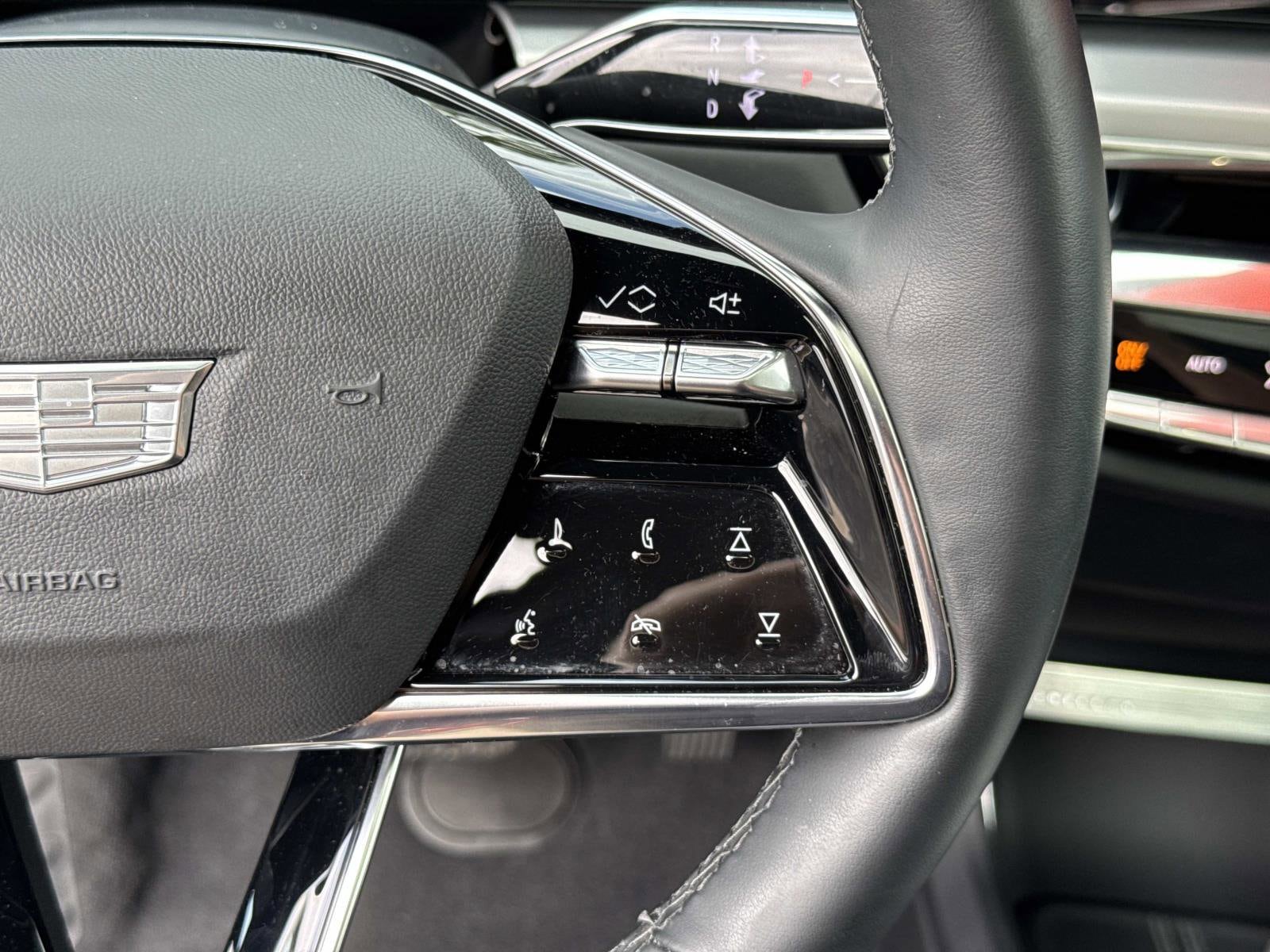 2025 Cadillac LYRIQ Luxury 1 - Photo 29