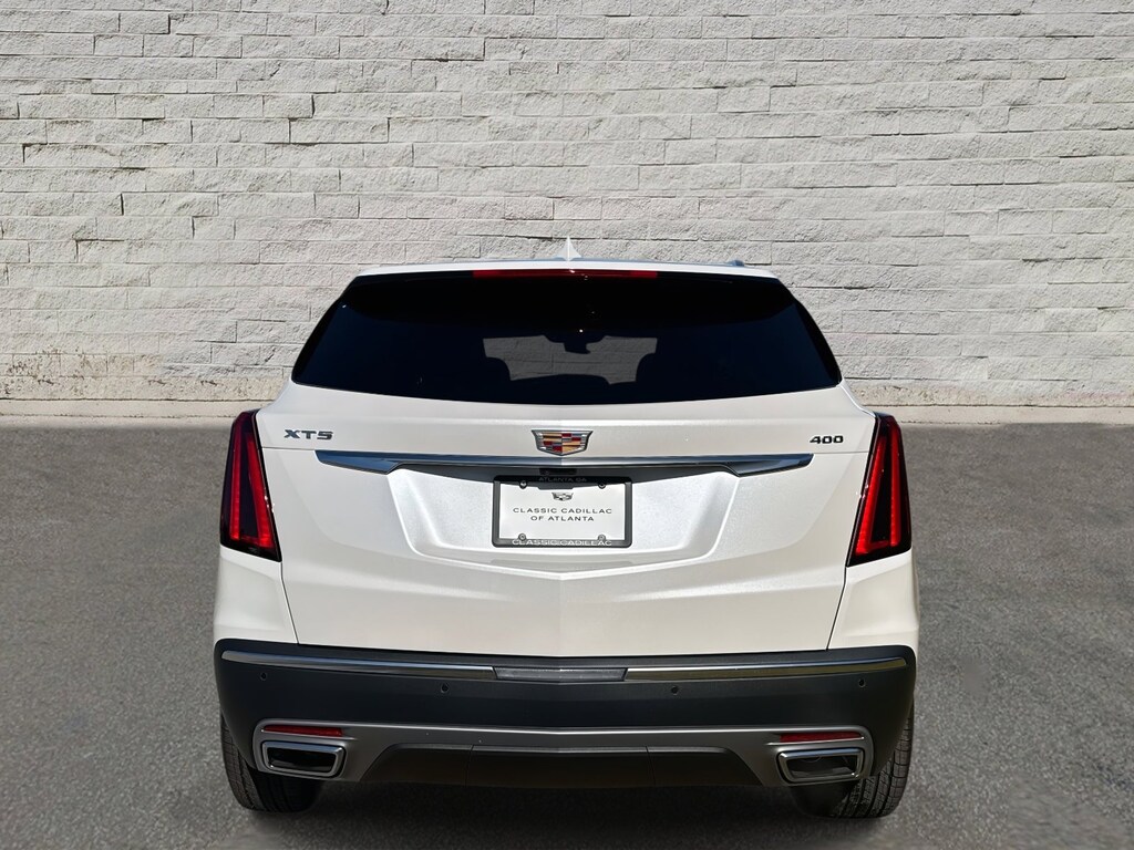 New 2025 CADILLAC XT5 Premium Luxury SUV