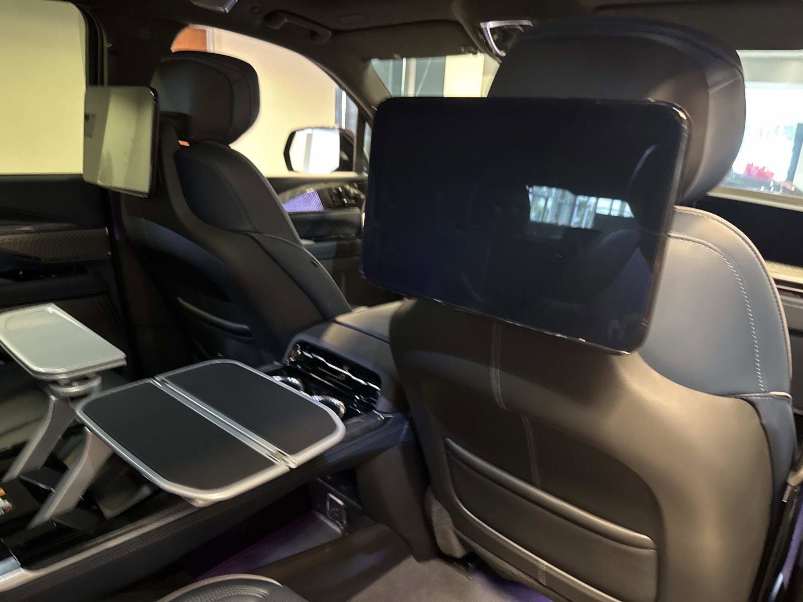 2025 Cadillac Escalade IQ Luxury 2 - Photo 29