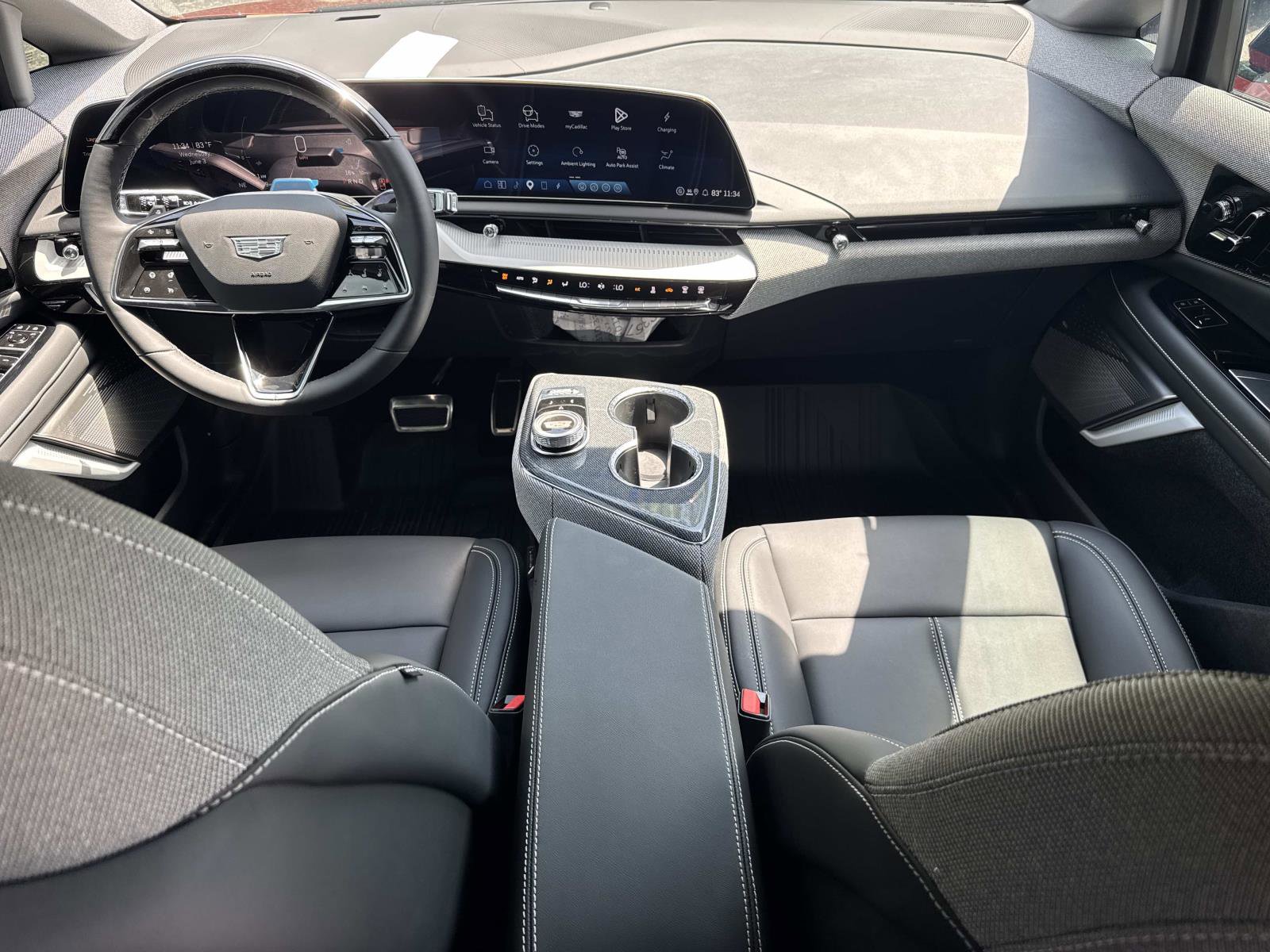 2026 Cadillac OPTIQ Sport - Photo 28