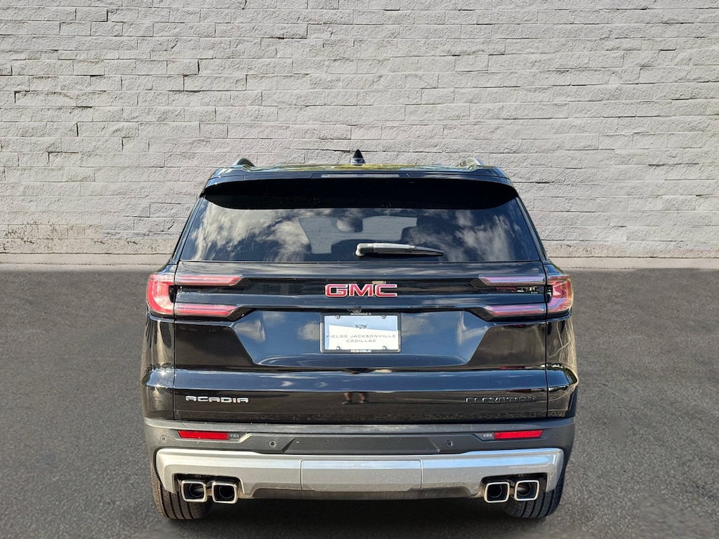 Used 2025 GMC Acadia Elevation SUV