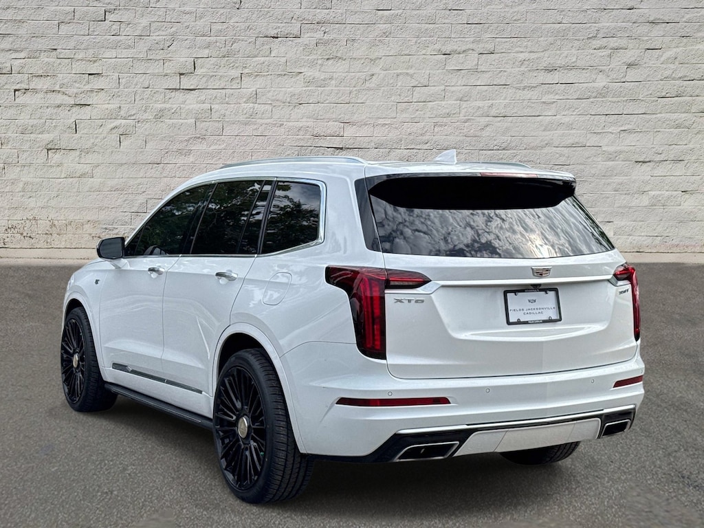 Used 2025 CADILLAC XT6 Luxury SUV