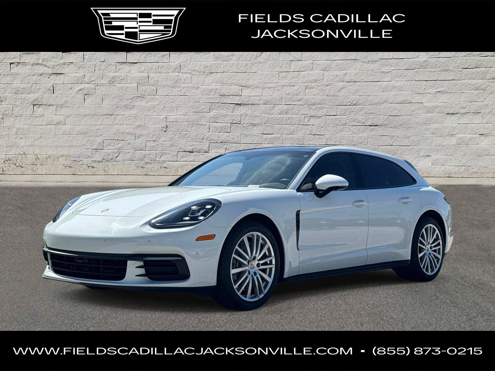 2018 Porsche Panamera 4 Sport Turismo's photo