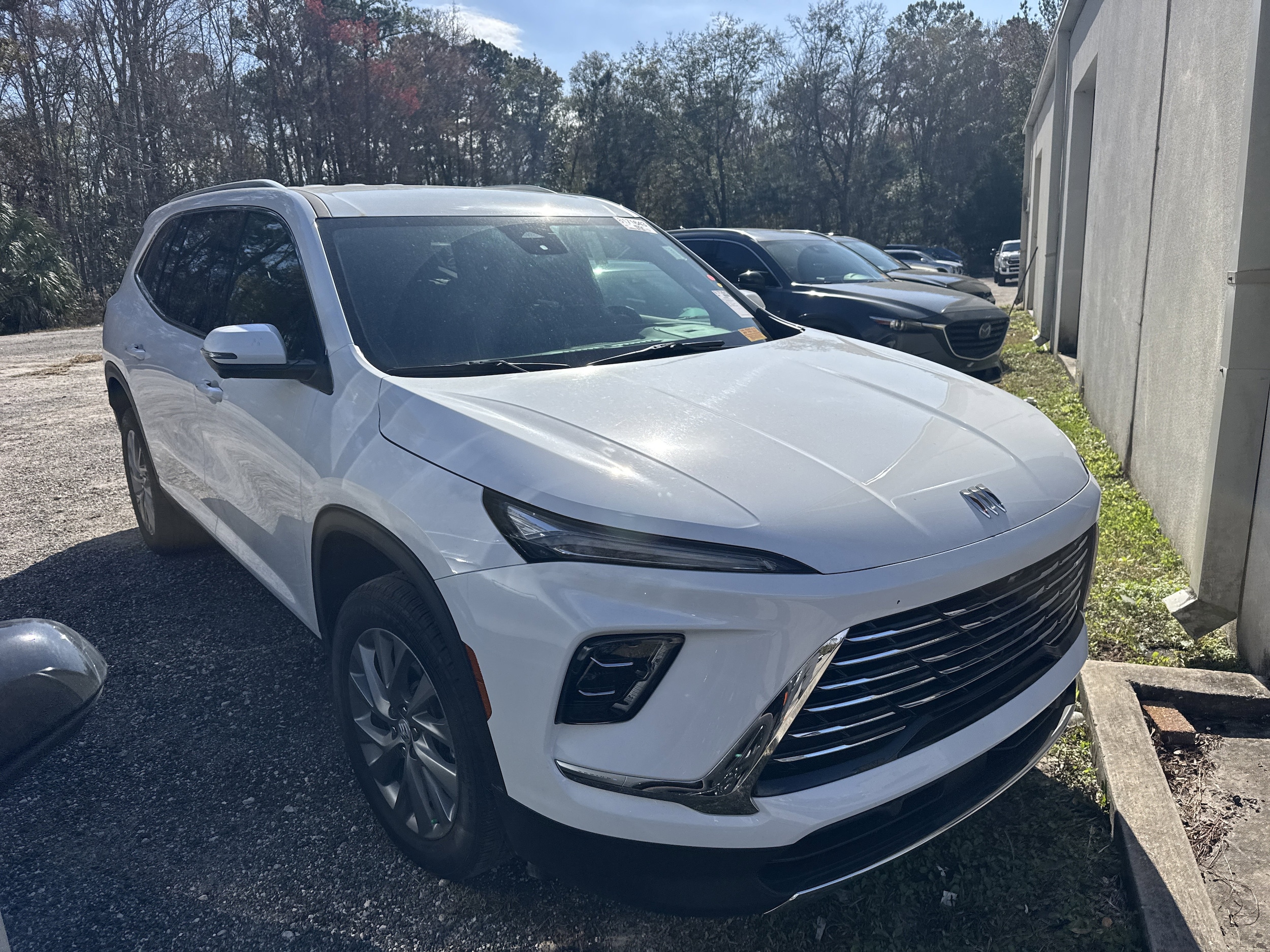 2025 Buick Enclave Preferred's photo