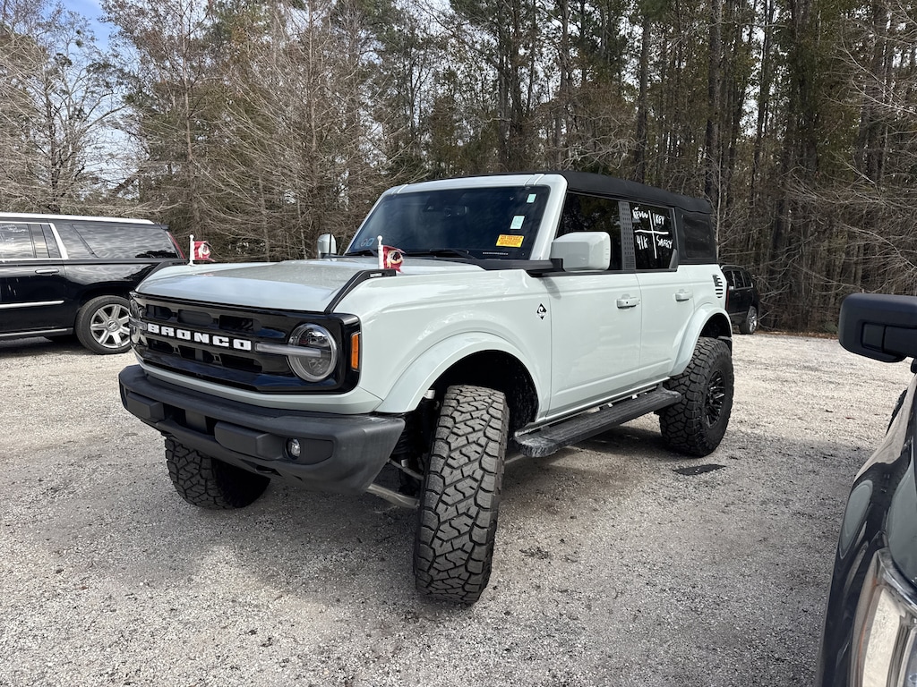 Used 2023 Ford Bronco Base