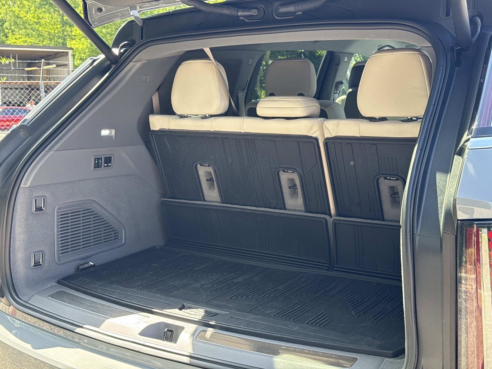 2026 Cadillac Escalade IQ Luxury - Photo 29