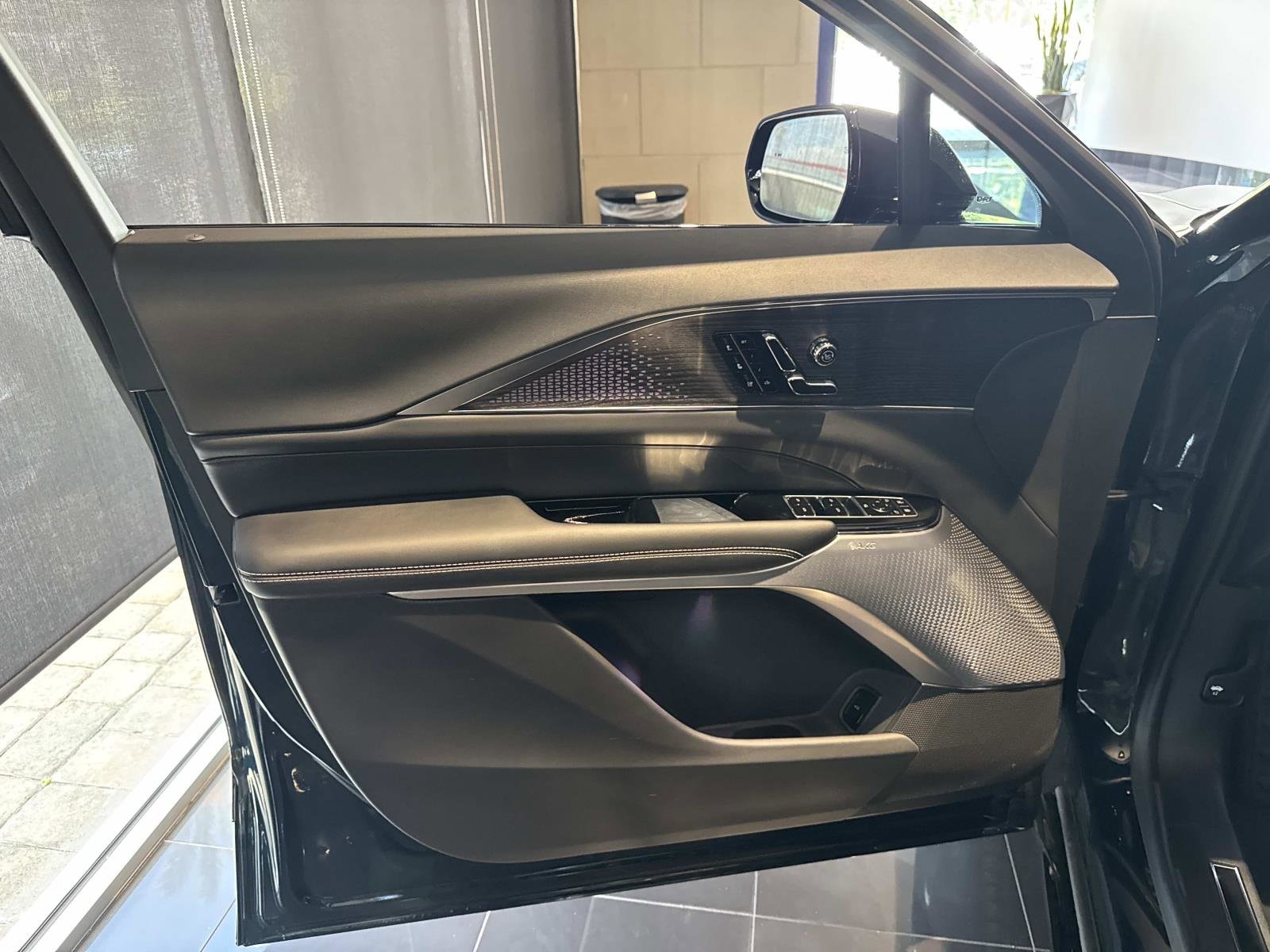 2026 Cadillac LYRIQ V Premium - Photo 15