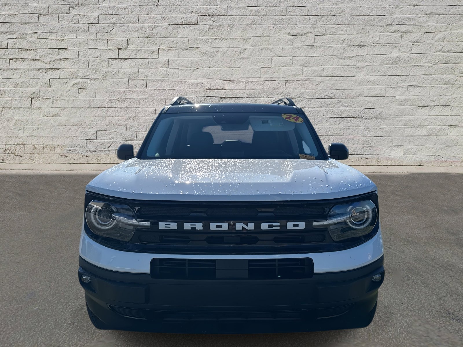 2024 Ford Bronco Sport Outer Banks photo 2