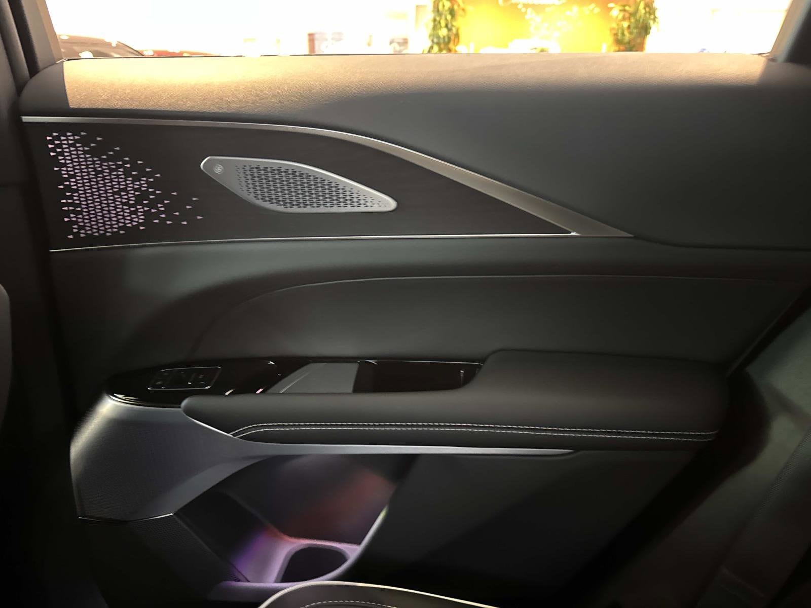 2026 Cadillac LYRIQ V Premium - Photo 12
