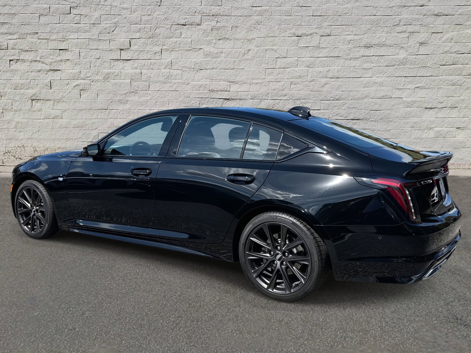2025 Cadillac CT5 Sport photo 3