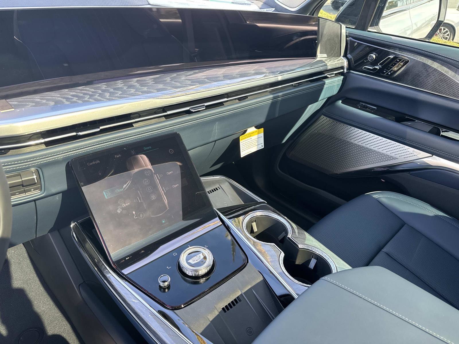 2026 Cadillac Escalade IQL Premium Luxury - Photo 26