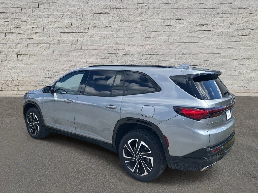 Used 2025 Buick Enclave Sport Touring SUV