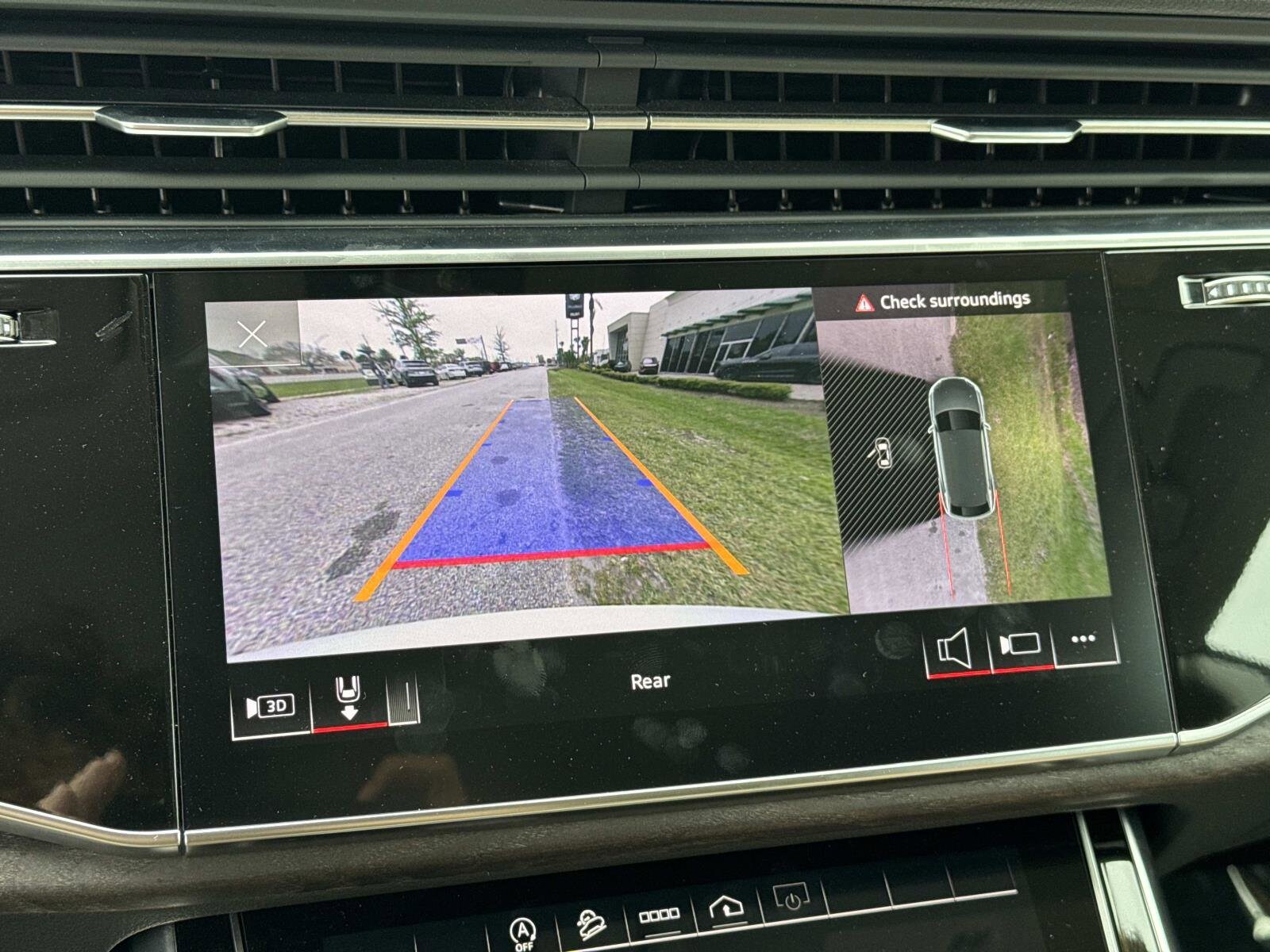 2023 Audi Q8 Premium Plus - Photo 27