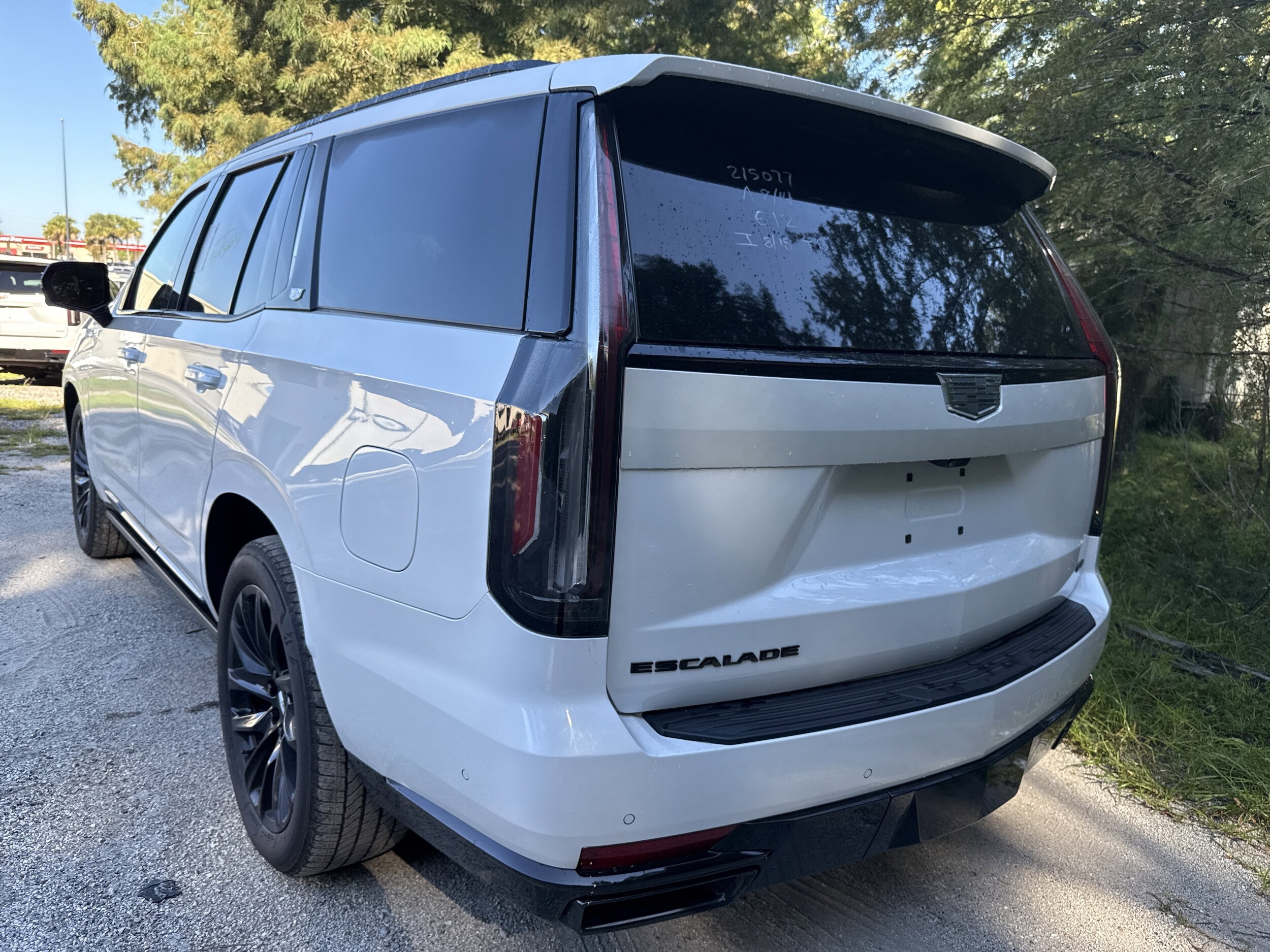 2024 Cadillac Escalade Sport Platinum photo 3