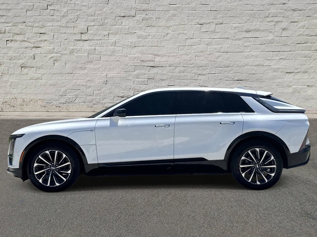 Used 2024 CADILLAC LYRIQ Sport 1 SUV