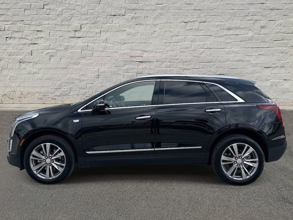 Certified 2025 CADILLAC XT5 Premium Luxury SUV