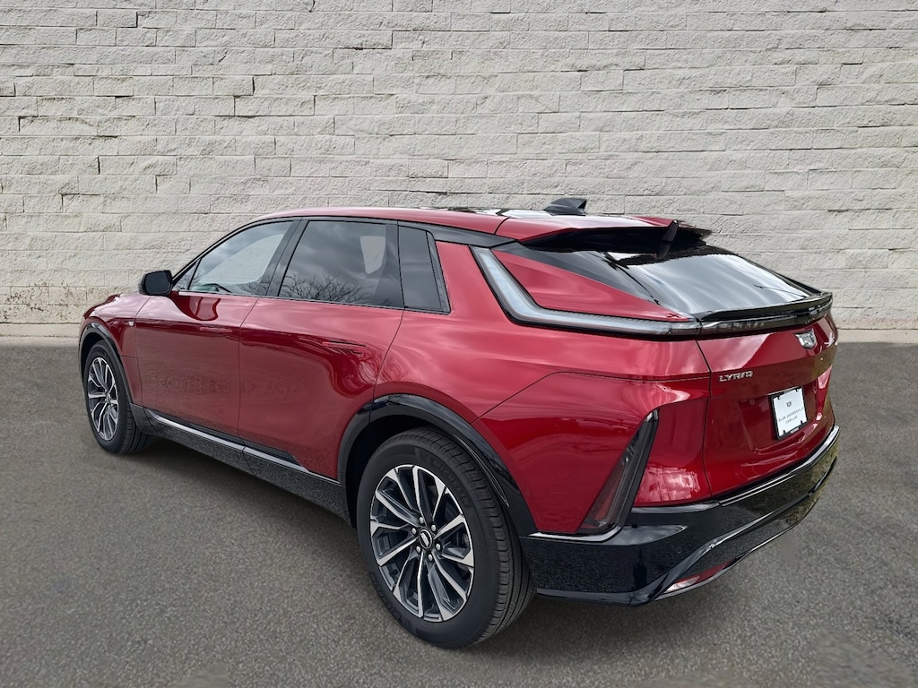 New 2025 CADILLAC LYRIQ Sport 2 SUV