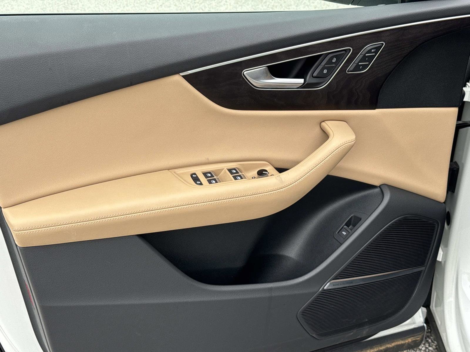 2023 Audi Q8 Premium Plus - Photo 18