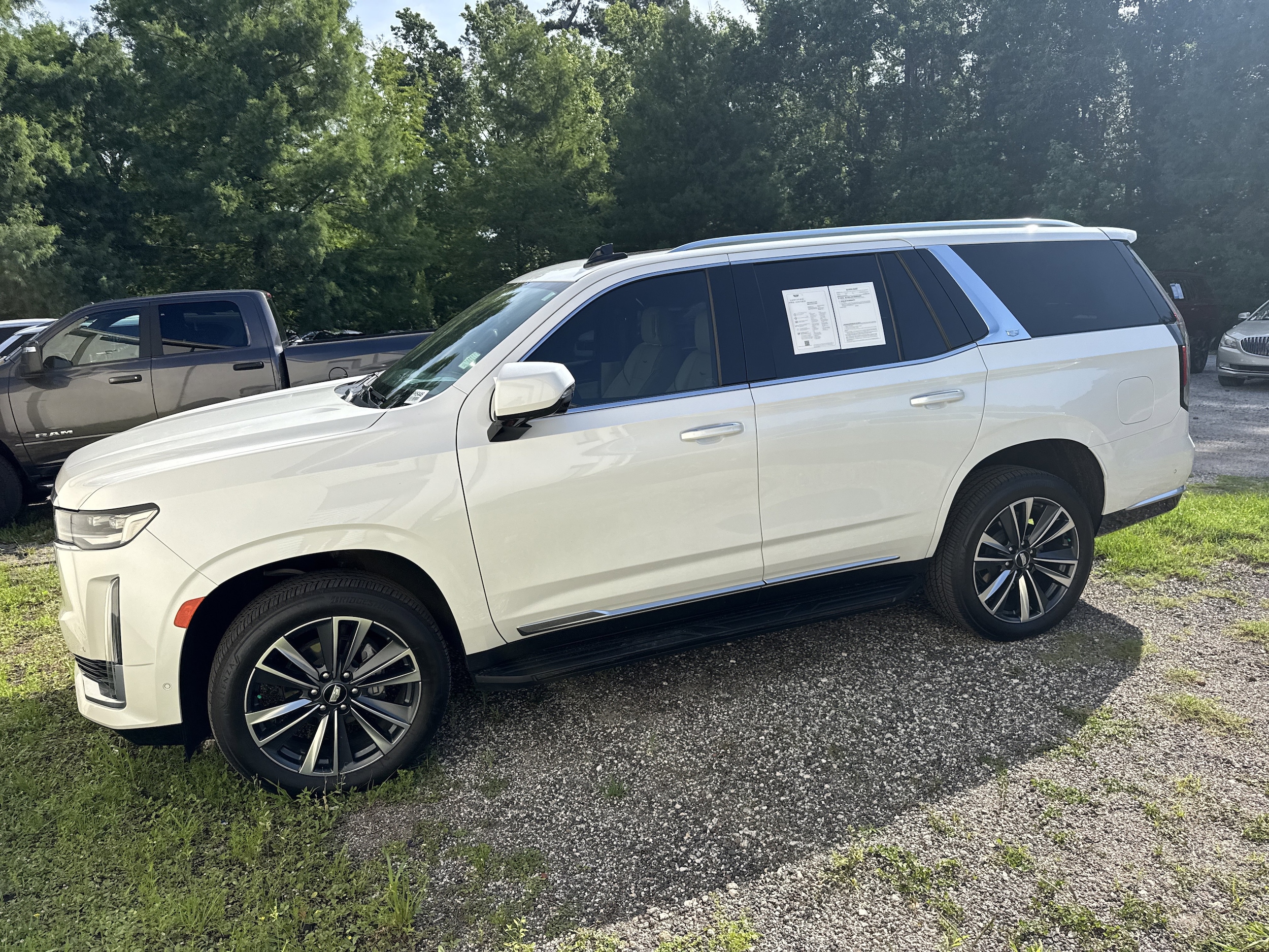 2024 Cadillac Escalade 4WD Premium Luxury's photo