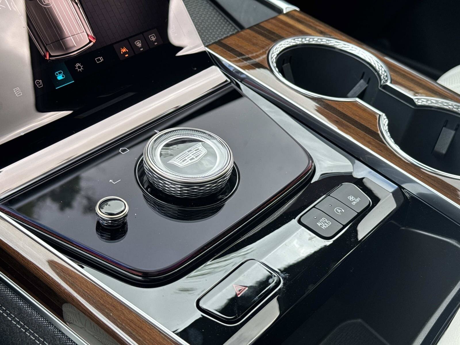 2026 Cadillac Escalade ESV Platinum Luxury - Photo 23