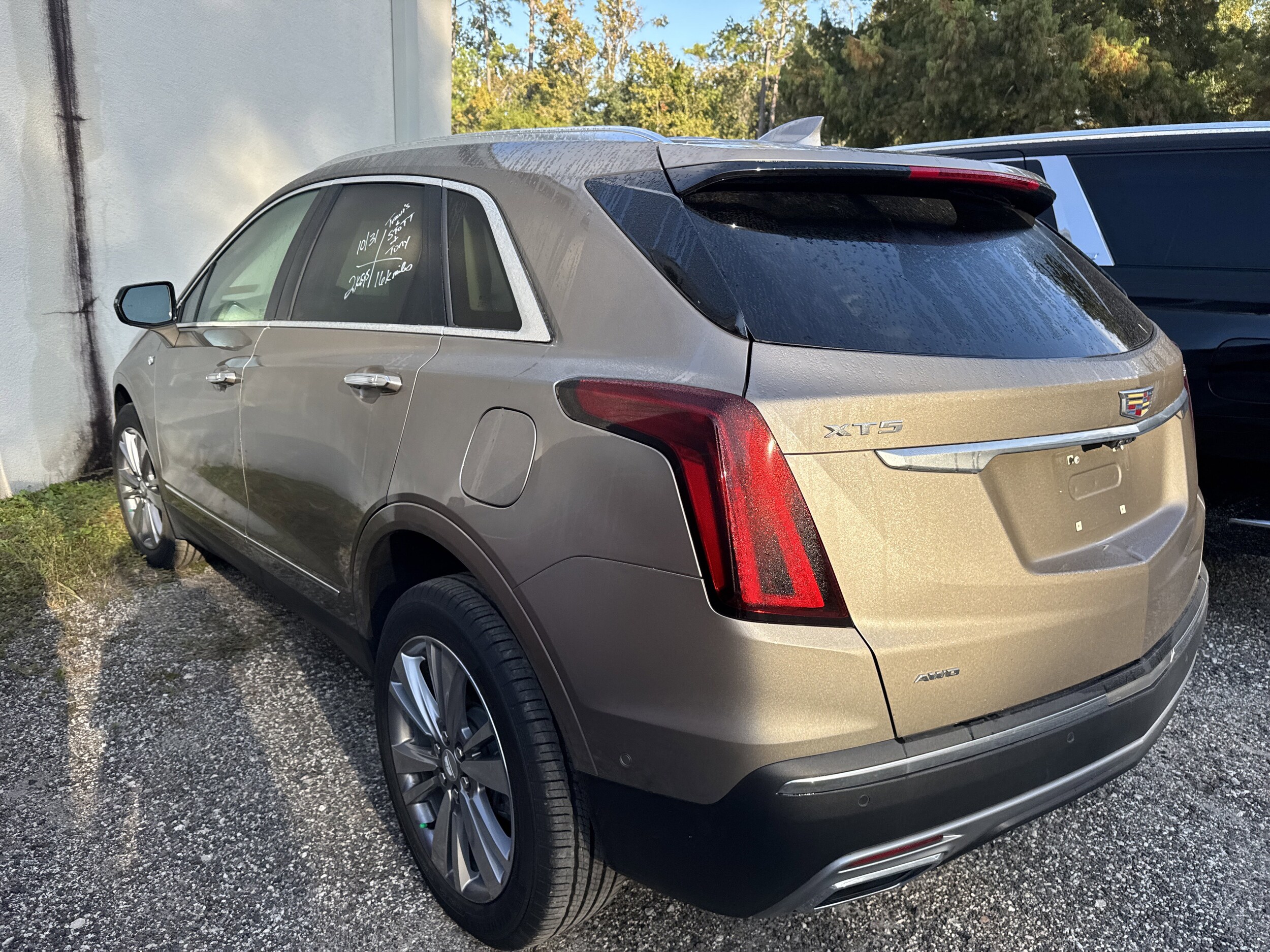 2023 Cadillac XT5 Premium Luxury photo 4