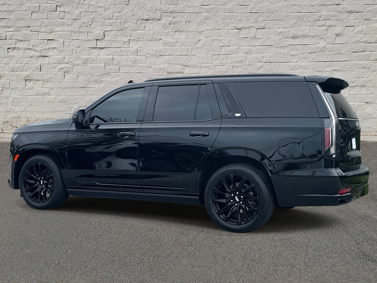 2023 Cadillac Escalade Sport Platinum photo 3