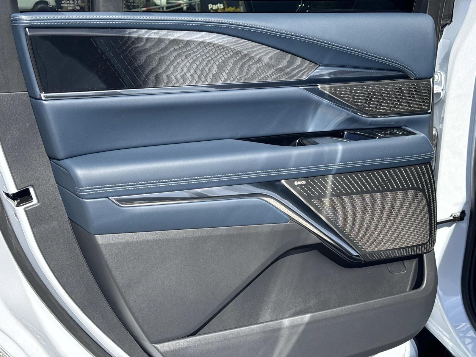 2026 Cadillac Escalade IQL Premium Luxury - Photo 12