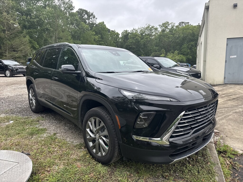 Used 2025 Buick Enclave Preferred SUV