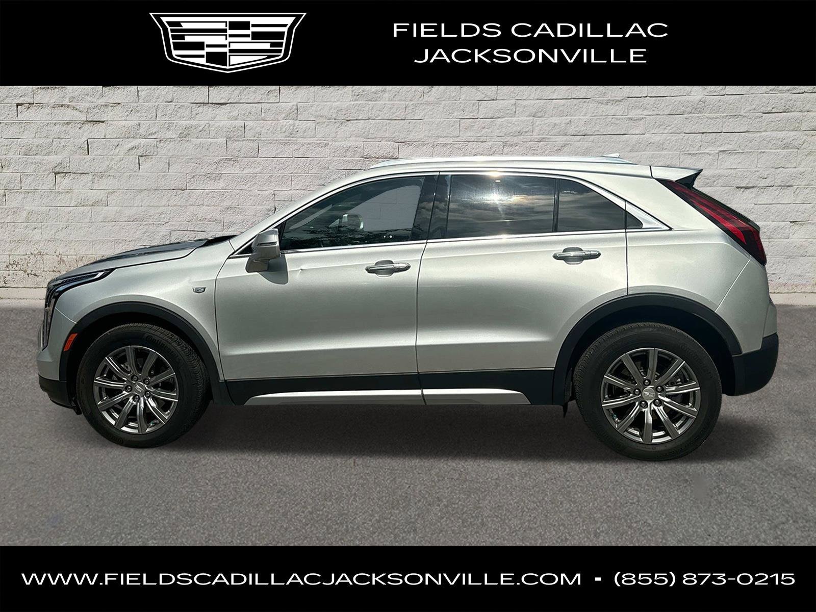 Used 2021 Cadillac XT4 Premium Luxury with VIN 1GYFZDR47MF015332 for sale in Jacksonville, FL