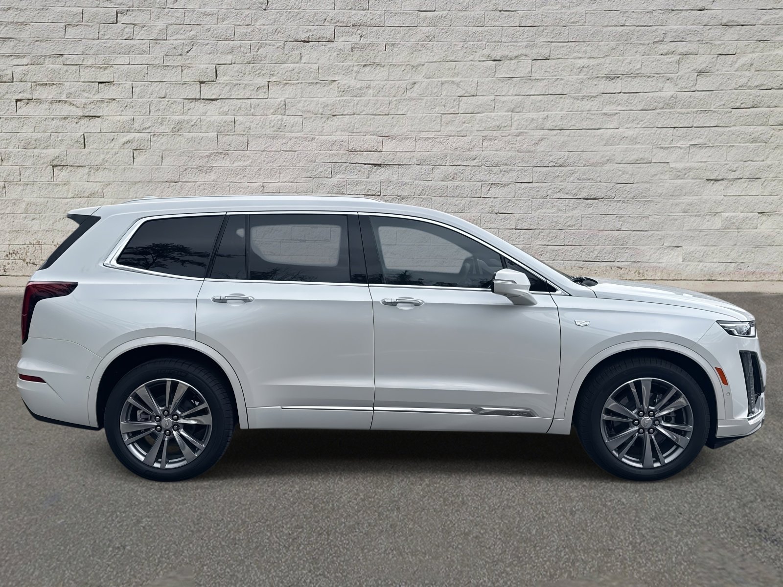 2025 Cadillac XT6 Premium Luxury - Photo 6
