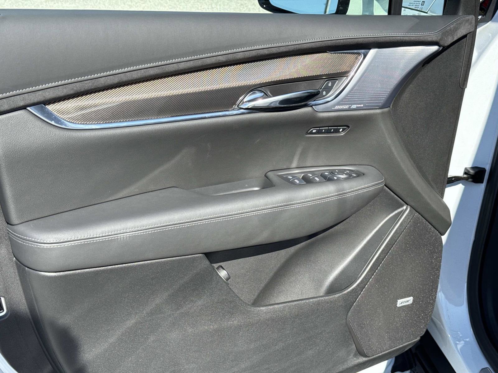 2025 Cadillac XT6 Premium Luxury - Photo 22