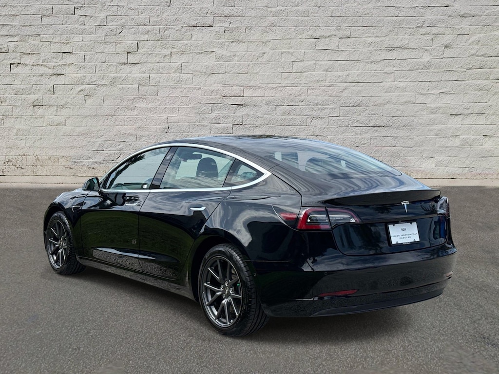 Used 2019 Tesla Model 3 Mid Range