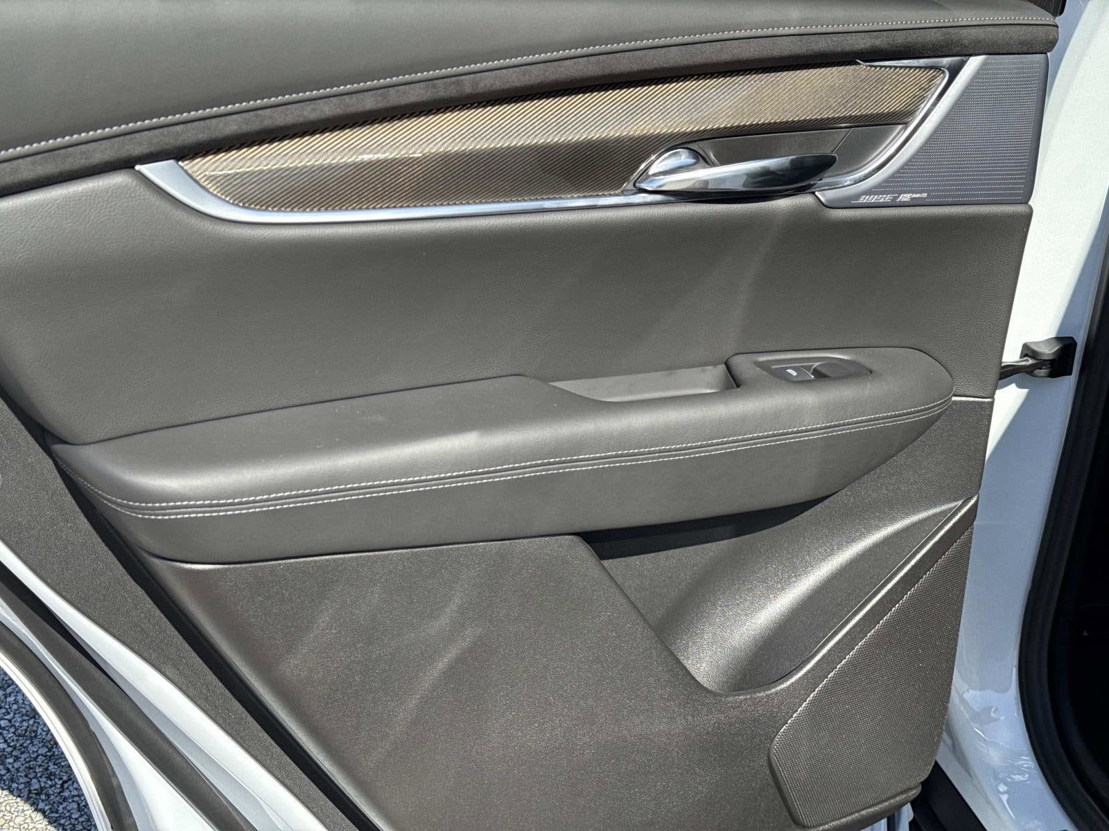2025 Cadillac XT6 Premium Luxury - Photo 17