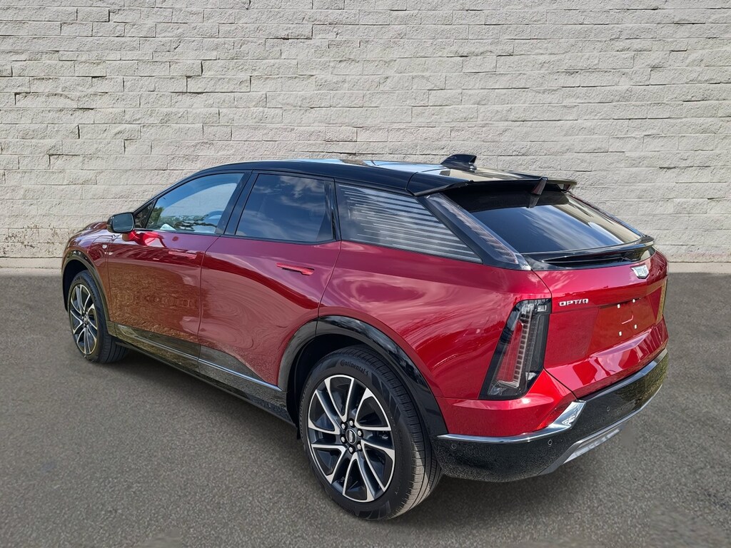 New 2026 CADILLAC OPTIQ Premium Sport SUV