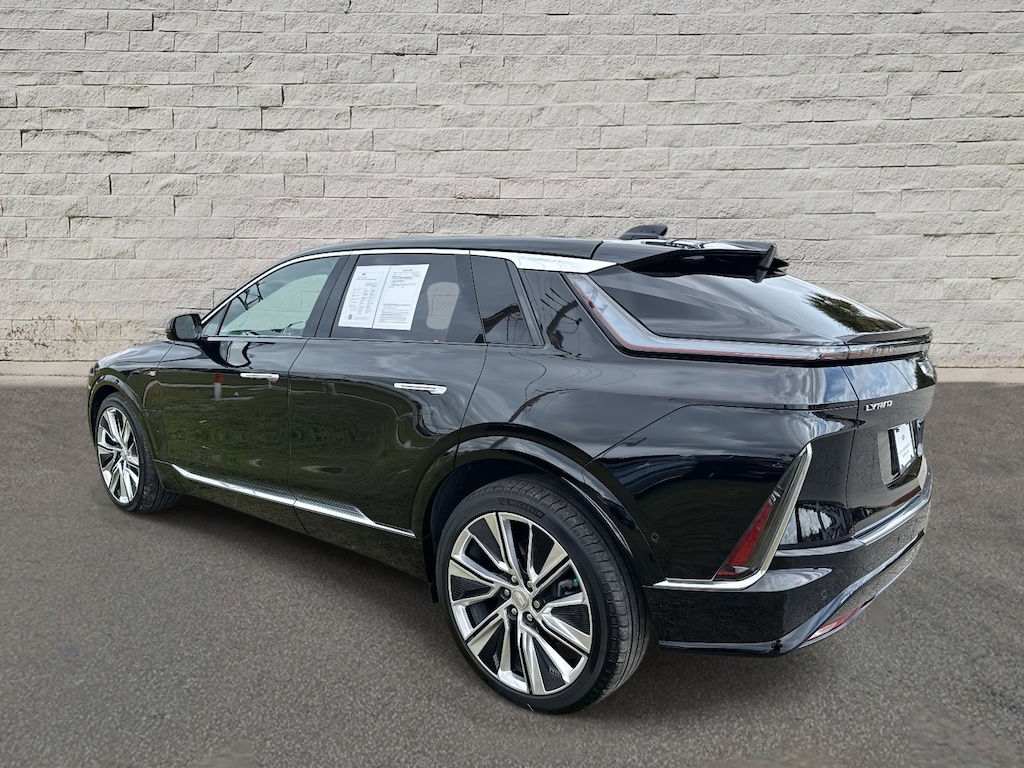 Used 2024 CADILLAC Lyriq Luxury 3 SUV
