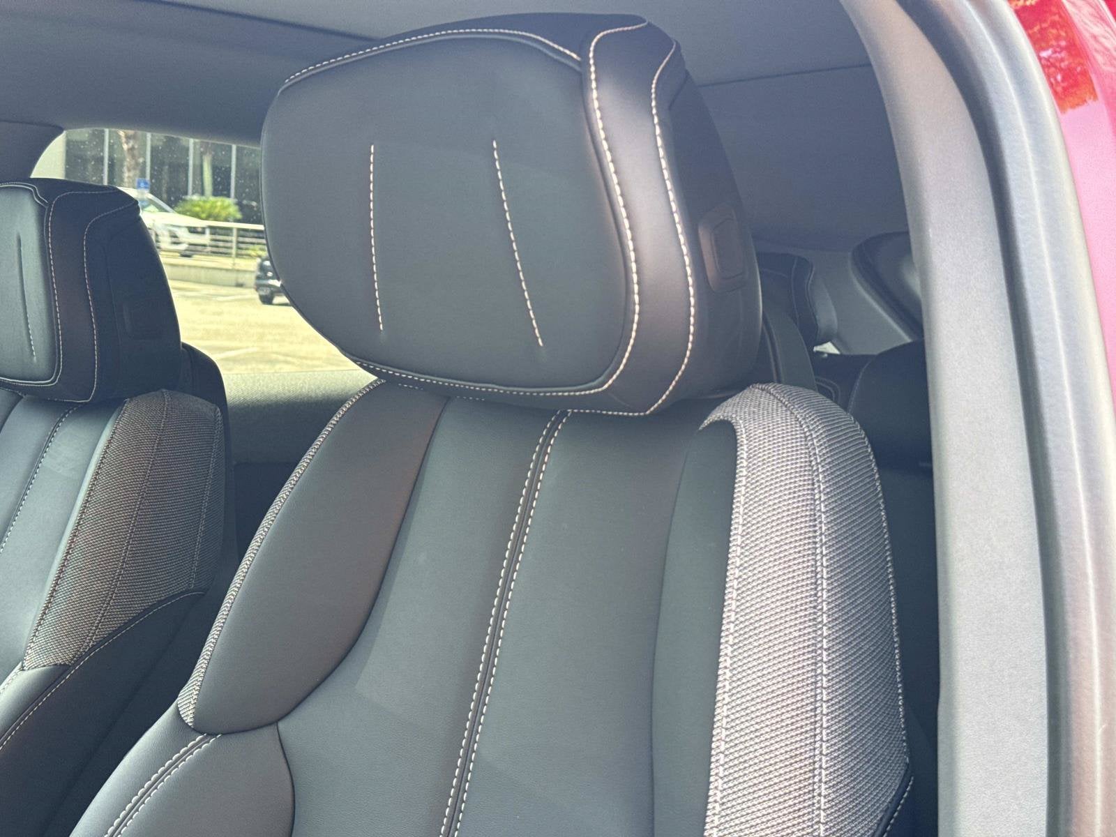 2026 Cadillac OPTIQ Sport - Photo 14