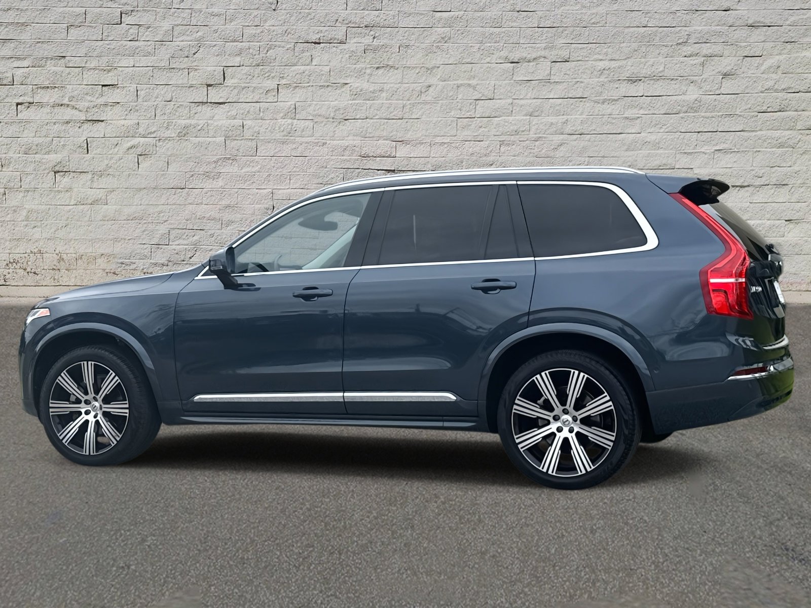 2024 Volvo XC90 Ultimate photo 3