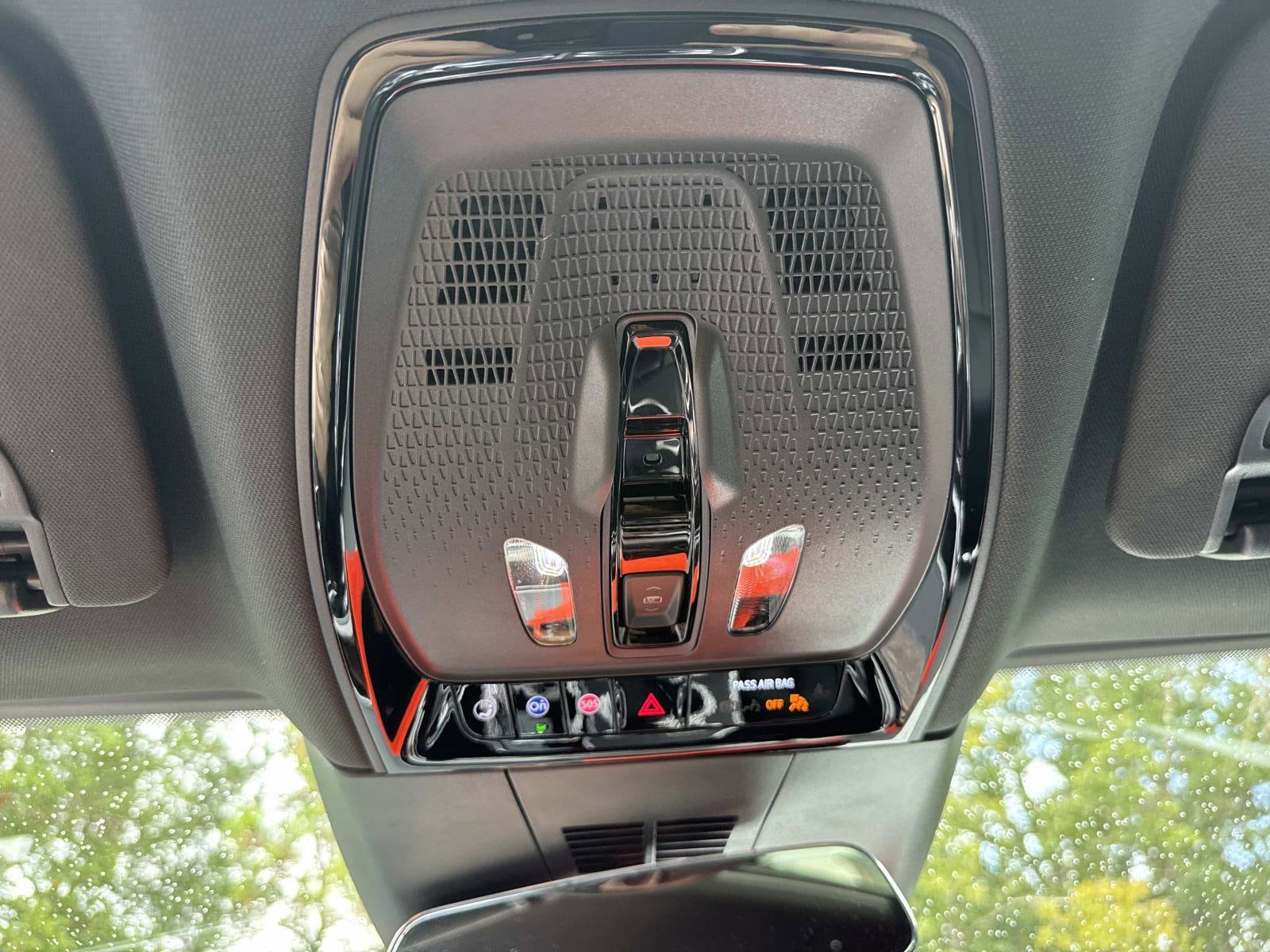 2025 Cadillac LYRIQ Luxury 1 - Photo 32