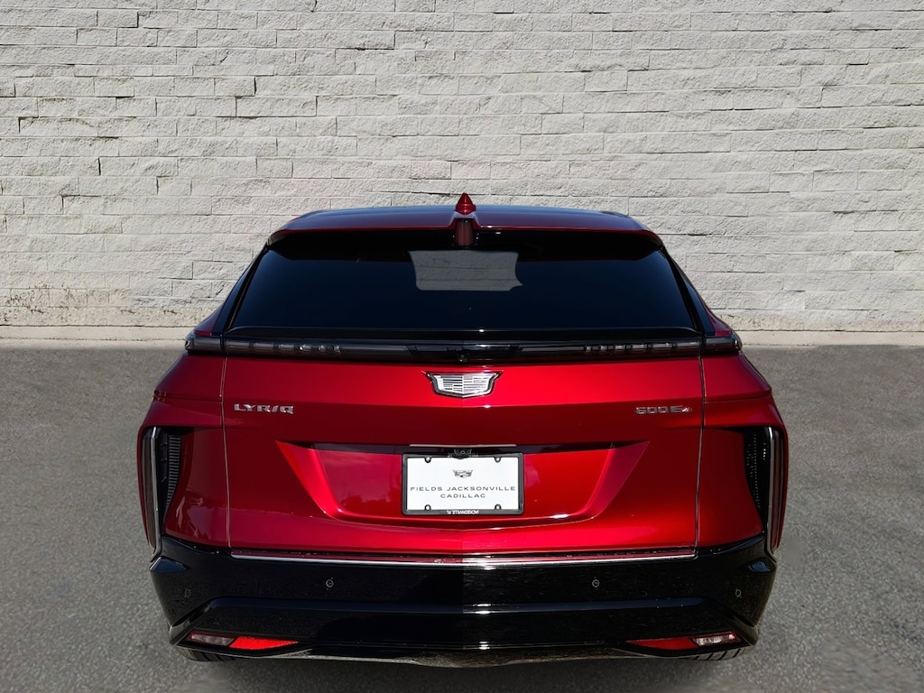 Certified 2024 CADILLAC Lyriq Luxury 3 SUV