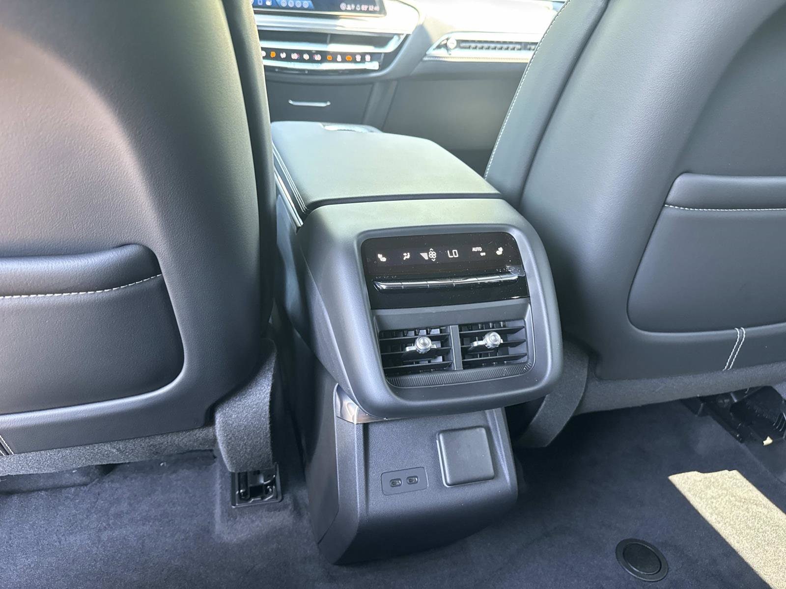 2026 Cadillac LYRIQ Signature Sport - Photo 16