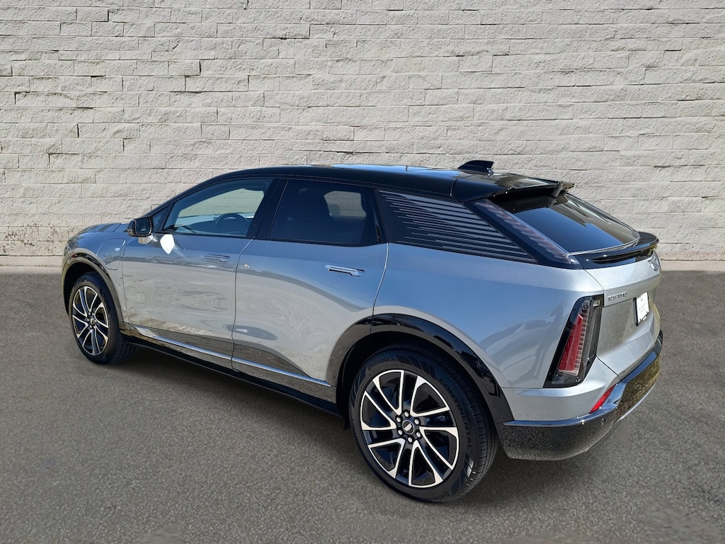 New 2026 CADILLAC OPTIQ Premium Sport SUV