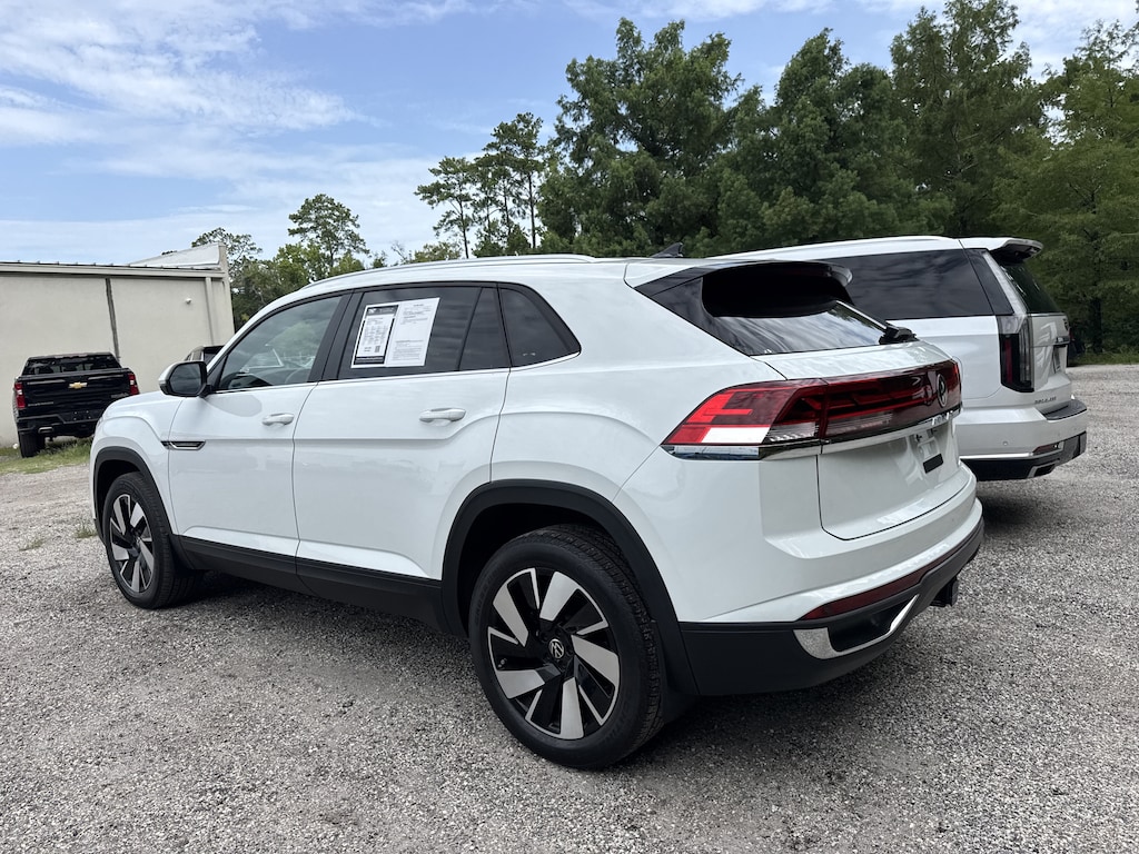 Used 2024 Volkswagen Atlas Cross Sport 2.0T SE w/Technology
