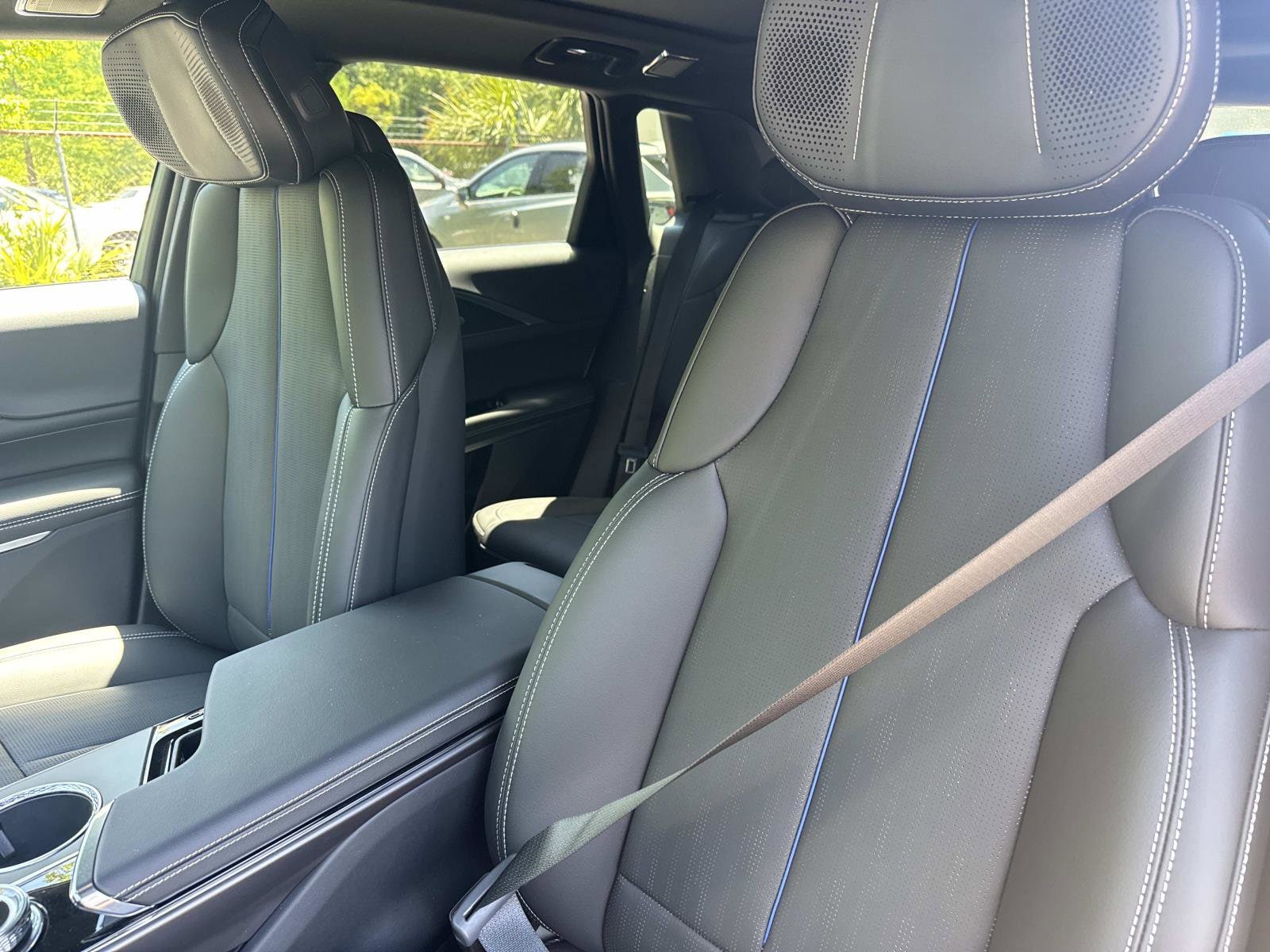 2026 Cadillac LYRIQ Signature Sport - Photo 20