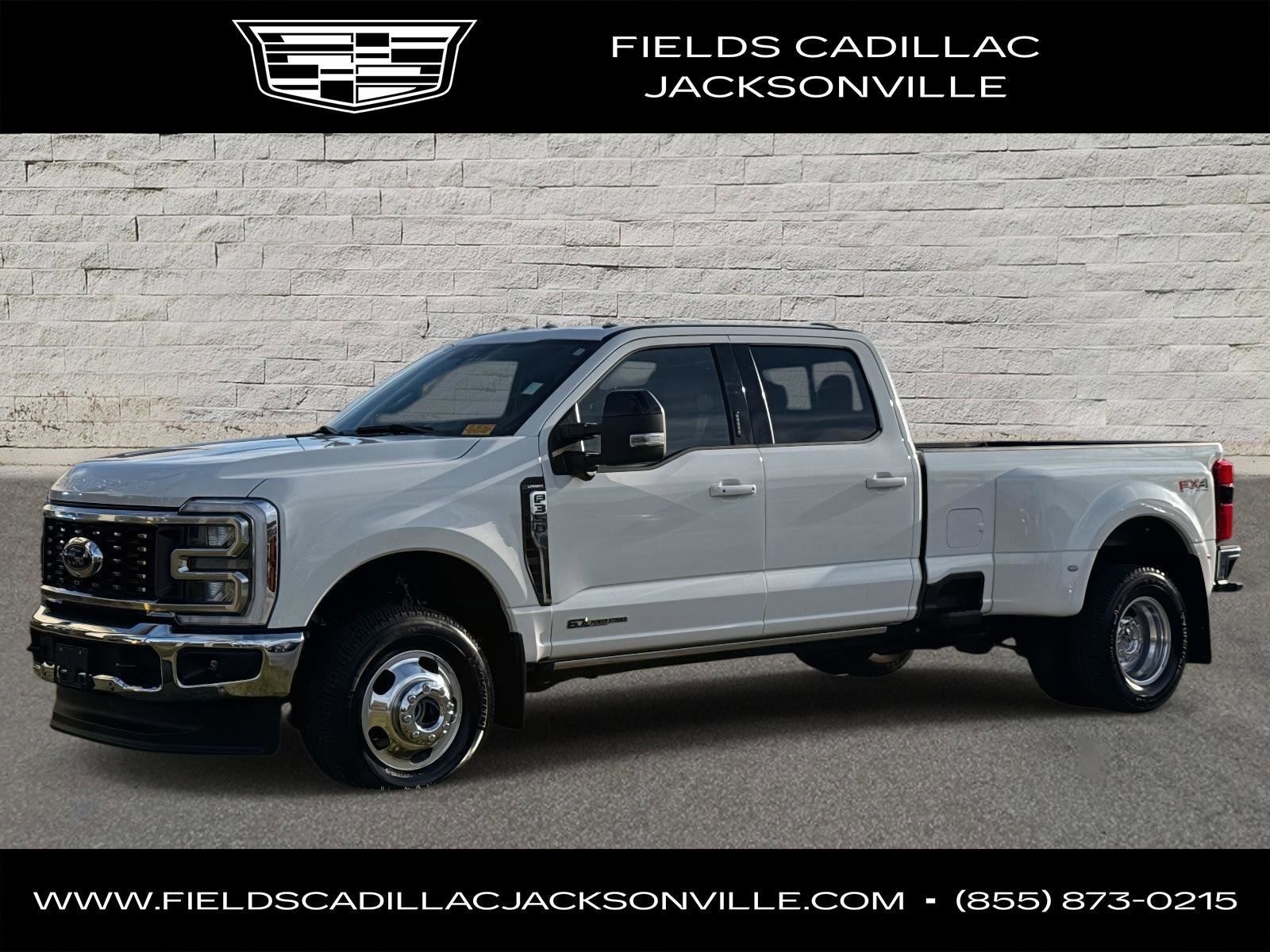 2024 Ford F-350 Super Duty Lariat's photo